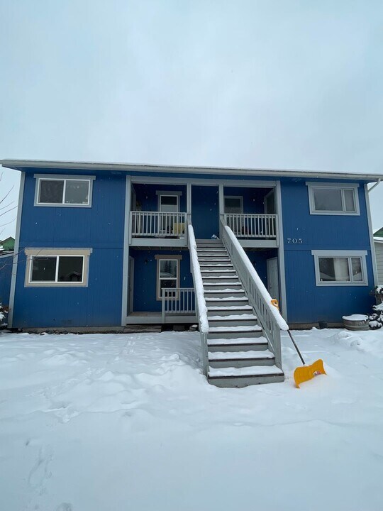 705 Waverly Pl in Whitefish, MT - Building Photo