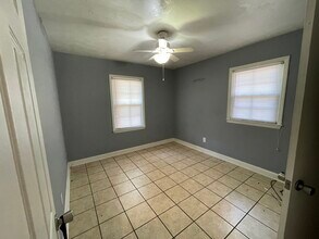 817 W Marion St in Florence, SC - Building Photo - Building Photo