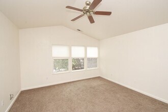 4748 Cedarhill Ln in Reno, NV - Building Photo - Building Photo