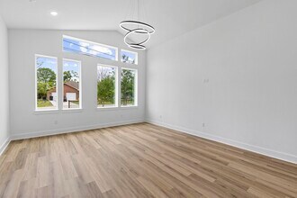 8109 Hamlet St in Houston, TX - Building Photo - Building Photo