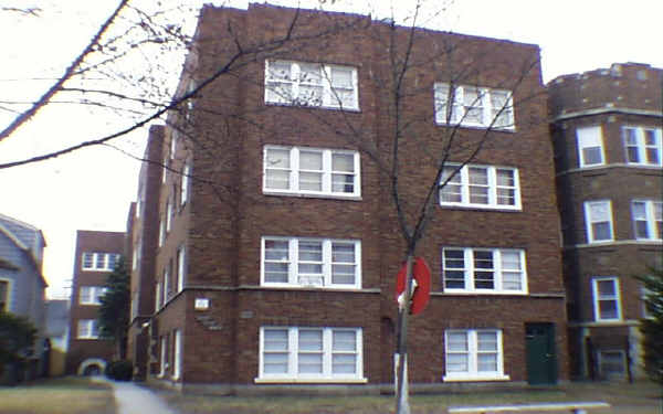 1957-2001 1/2 W Lunt Ave in Chicago, IL - Building Photo