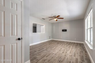 109 S Colorado Ave in DeLand, FL - Building Photo - Building Photo