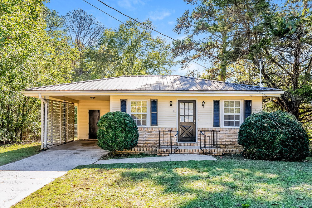 131 Winnetka Way in Birmingham, AL - Foto de edificio