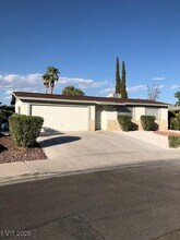 6382 Creston Ave in Las Vegas, NV - Building Photo - Building Photo