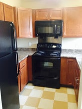 Arbor Heights in Arlington, VA - Foto de edificio - Building Photo