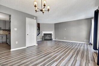 94 13th Ave in Newark, NJ - Building Photo - Building Photo