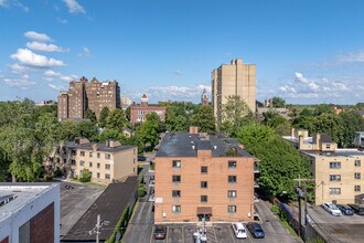 267 Linwood Ave in Buffalo, NY - Building Photo - Building Photo