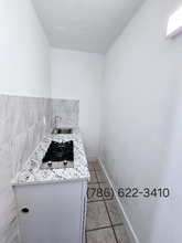 2908 Van Buren St in Hollywood, FL - Building Photo - Building Photo