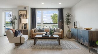 1350 S Bascom Ave in San Jose, CA - Building Photo