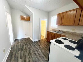 337 5th Ave W in Huntington, WV - Building Photo - Building Photo