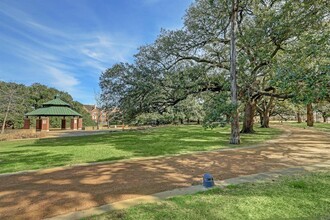 1630 Elgin St in Houston, TX - Building Photo - Building Photo