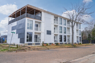 1804 N Mill St in Jackson, MS - Building Photo - Primary Photo