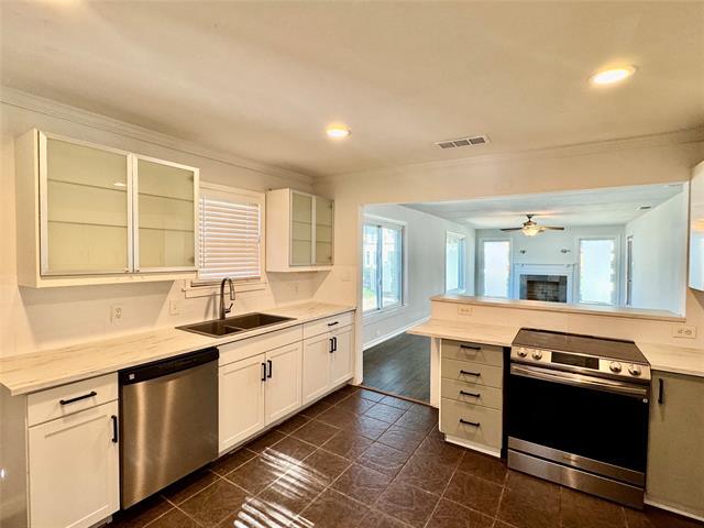 4518 Capitol Ave in Dallas, TX - Building Photo - Building Photo
