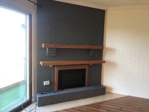 11345 S Roberts Rd in Palos Hills, IL - Building Photo - Building Photo