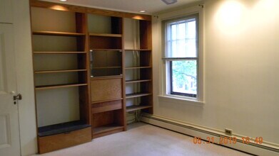 236 W Barnard St, Unit Apartment Two in West Chester, PA - Building Photo - Building Photo