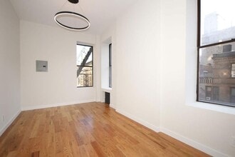 860 W End Ave, Unit 3 in New York, NY - Building Photo - Building Photo