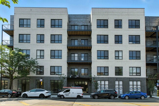 property at 2127 W Madison St
