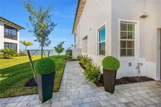 16570 Ridgeview Cir in Punta Gorda, FL - Foto de edificio - Building Photo