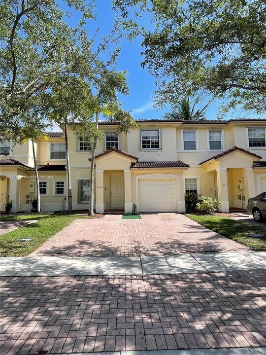 4129 NE 26th St in Homestead, FL - Building Photo