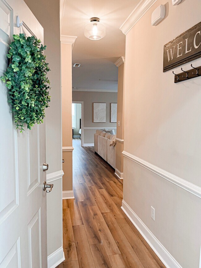 350 Gallery Dr in Spring Lake, NC - Building Photo - Building Photo