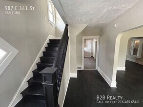 987 E 141st St in Cleveland, OH - Building Photo - Building Photo