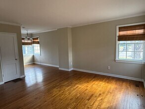 524 Wakefield Dr in Charlotte, NC - Building Photo - Building Photo