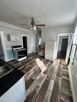 2549 S 14th St in Milwaukee, WI - Building Photo