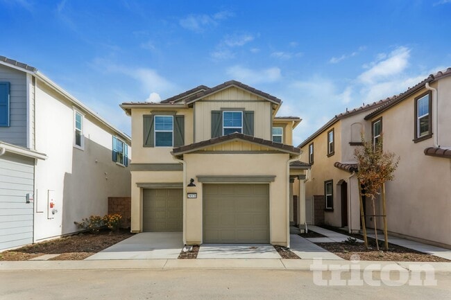 property at 29370 Cumaru Ct