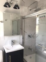 1723 E Erie St, Unit D in Long Beach, CA - Building Photo