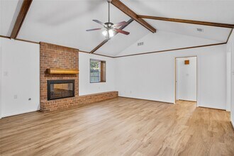 59 Artesian Oaks Dr in Conroe, TX - Building Photo - Building Photo