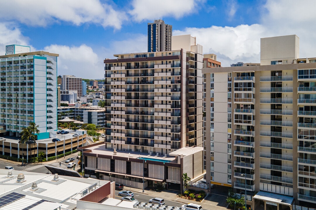 Kapiolani Towers in Honolulu, HI - Foto de edificio