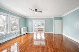 22 Poe Ave in Newark, NJ - Building Photo - Building Photo