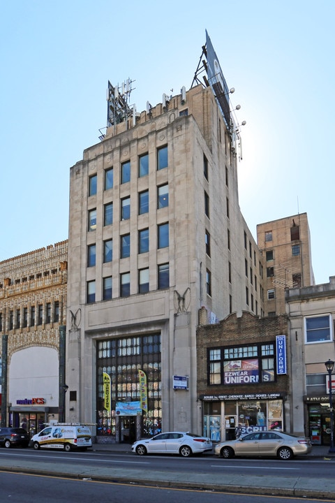 The Views At Ludlow Crossing in Upper Darby, PA - Building Photo