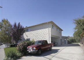 5741 Clematis Dr in San Jose, CA - Building Photo