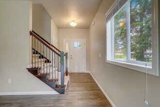 714 Bristol Bay, Unit 712 in Waunakee, WI - Foto de edificio - Building Photo