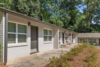 Springdale Apartments in Decatur, GA - Building Photo - Building Photo