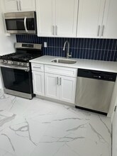 500 Adams Ln in North Brunswick, NJ - Building Photo - Building Photo