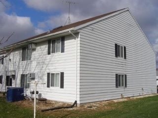 Park North in Argyle, WI - Building Photo