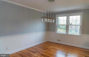 360 Old Trail in Baltimore, MD - Building Photo - Building Photo