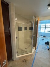 395 E 4th St, Unit 5 in Long Beach, CA - Foto de edificio - Building Photo