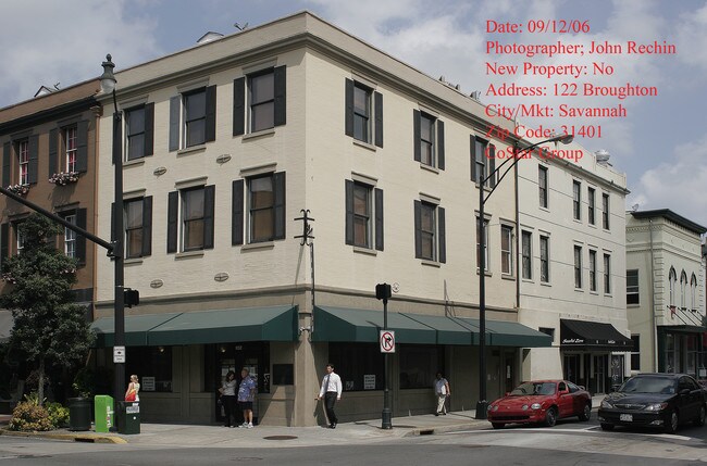 122 W Broughton St in Savannah, GA - Building Photo - Other