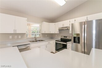 610 SW 27th Terrace in Cape Coral, FL - Building Photo - Building Photo