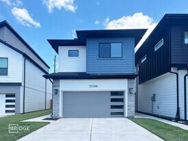 33166 Willow Hts Ln in Magnolia, TX - Building Photo