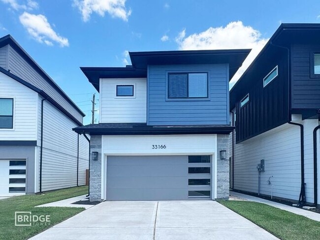 property at 33166 Willow Hts Ln