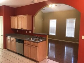 9085 Chimneyrock Blvd. in Memphis, TN - Building Photo - Building Photo
