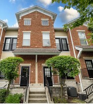 6606 Reserve Dr in Indianapolis, IN - Building Photo