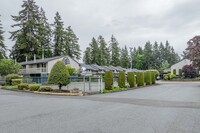 Winchester Heights Condominium in Auburn, WA - Foto de edificio - Building Photo