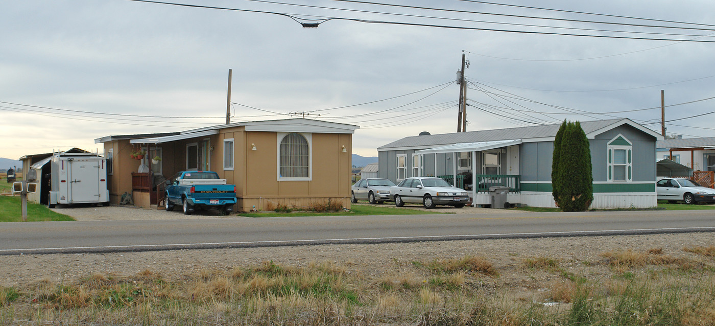 3102 E Ustick Rd in Caldwell, ID - Building Photo