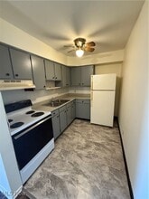 1019 Maple Ave in Zanesville, OH - Building Photo - Building Photo