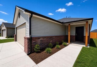 12857 Torretta Wy in Yukon, OK - Building Photo - Building Photo